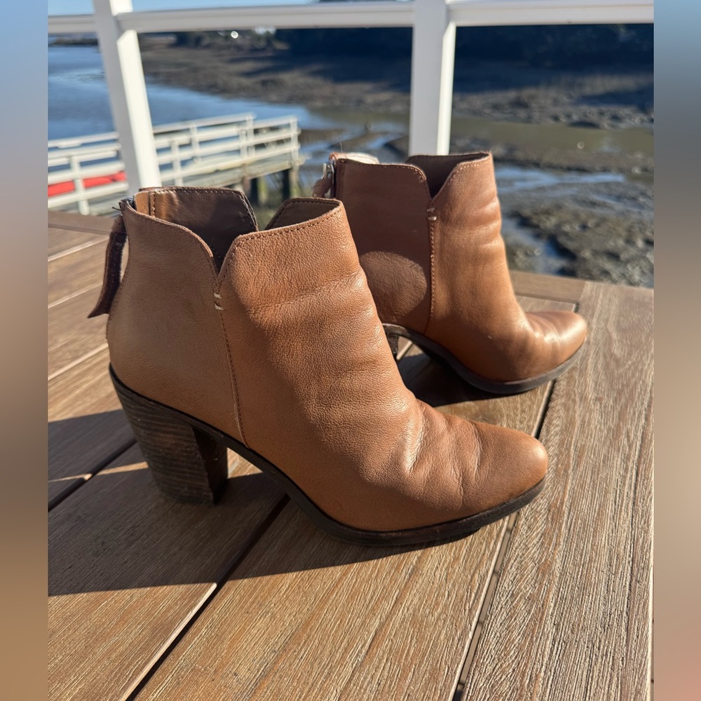 BP Jett Brown Leather Ankle Boots